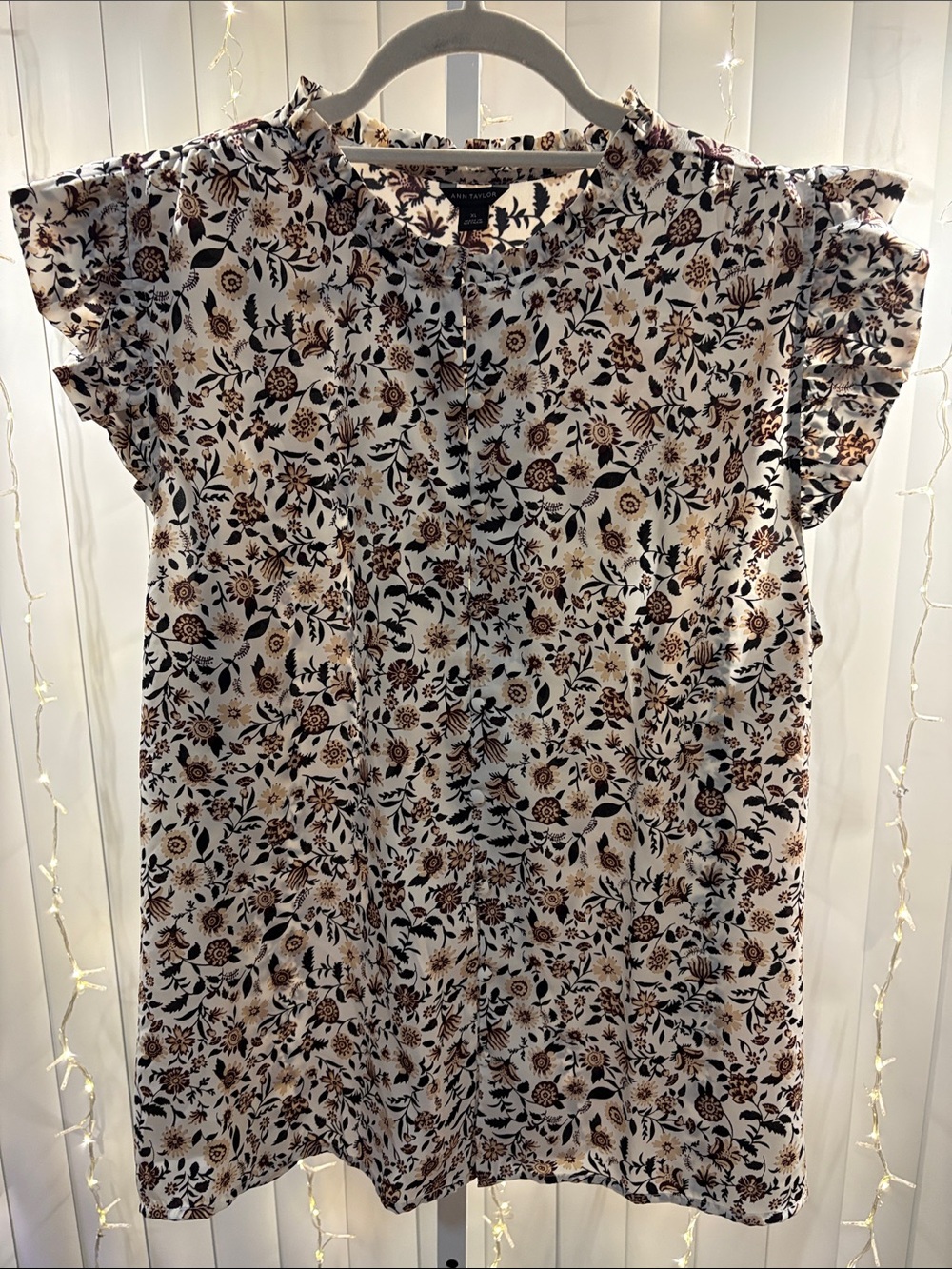 Ann Taylor floral button up blouse with flutter sleeves.     #8